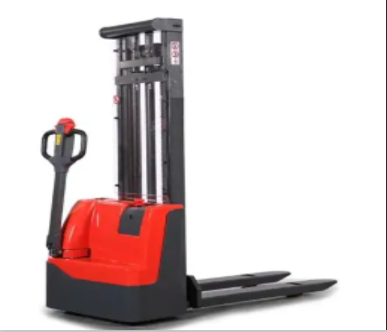 Forklift — view 2