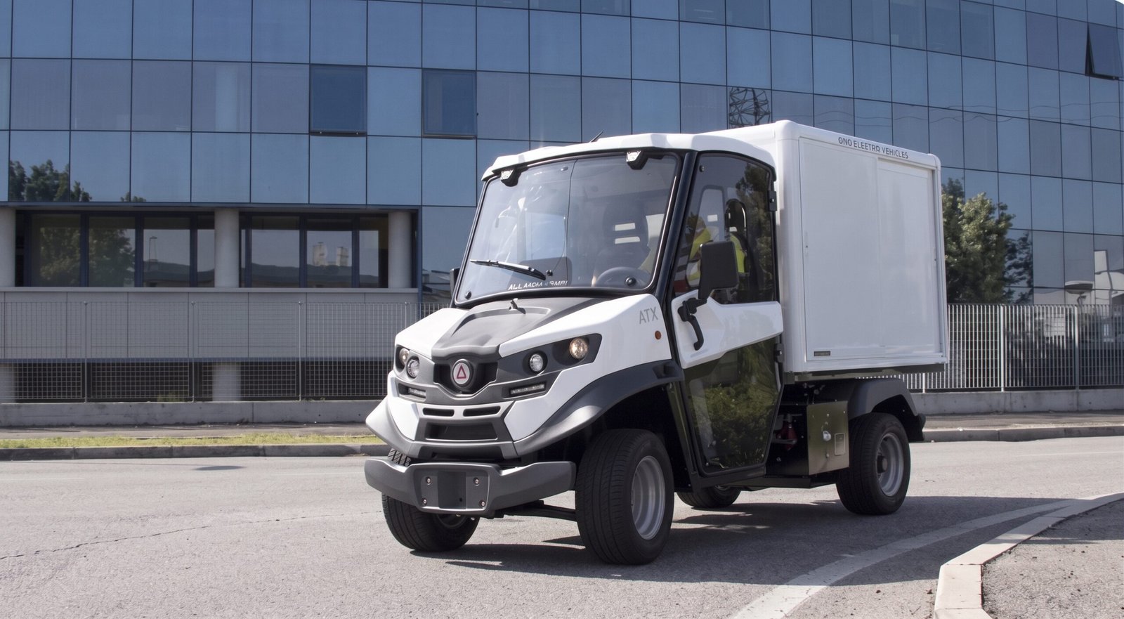 Suitable for urban waste collection